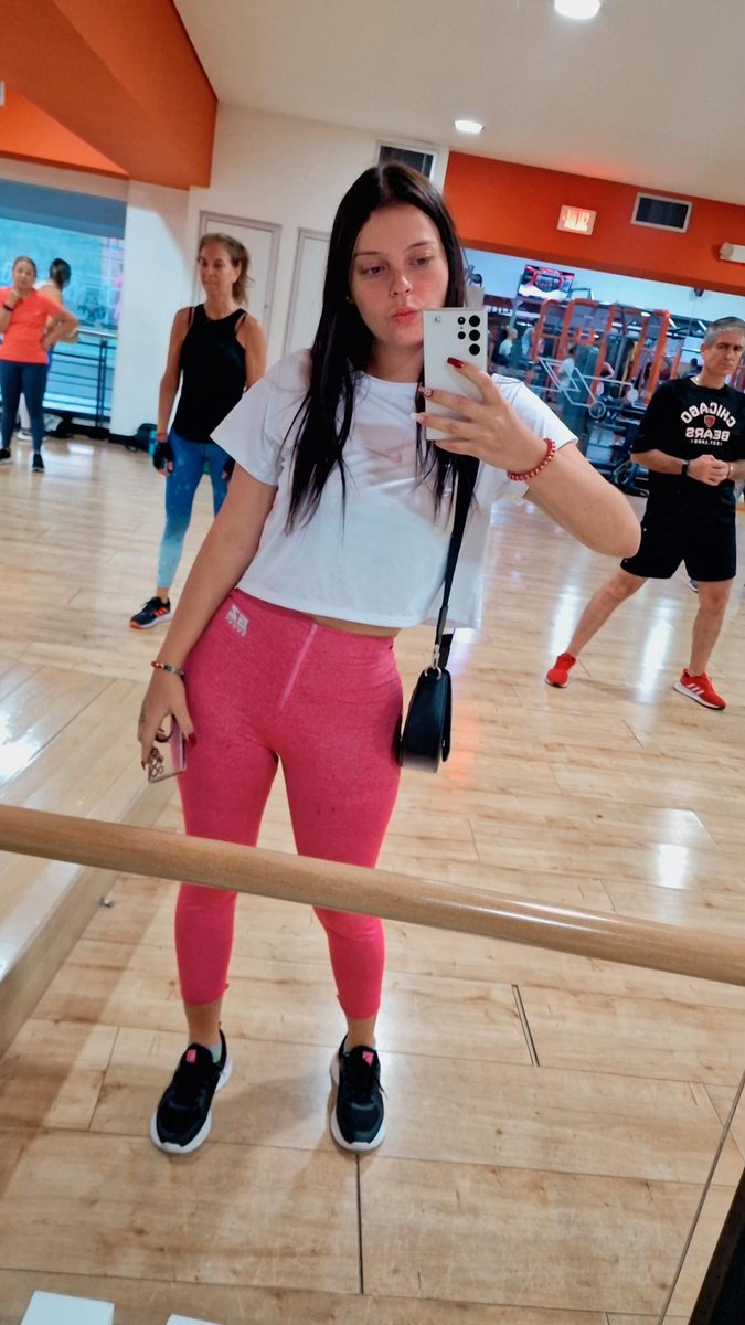 valentina diaz tweet media