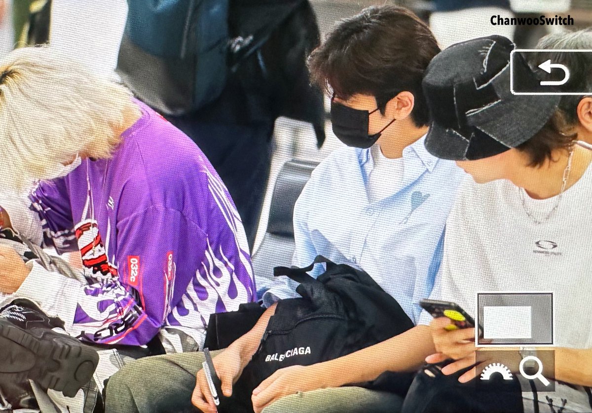 ChanwooSwitch's tweet photo. 230802 HND

@iKON_chan_w000 
#iKON #CHANWOO #CHAN 
#아이콘 #정찬우 #찬우 #チャヌ https://t.co/OVCSIeZ85L