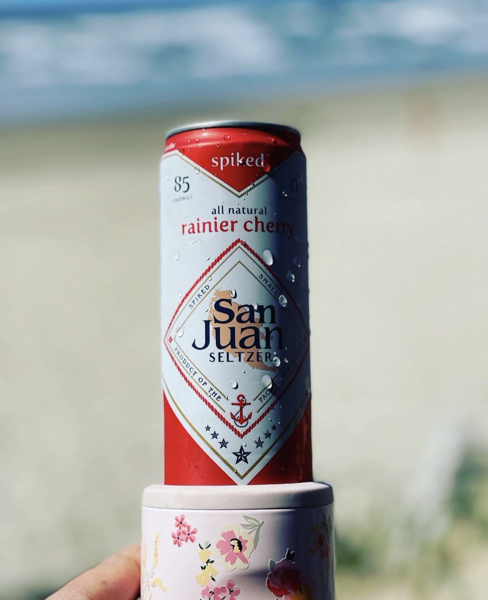 M☀️☀️D 🍒

Stay cool, stay hydrated, stay refreshed! @terimilleryoung 😎 #SipAway #TastyTuesday