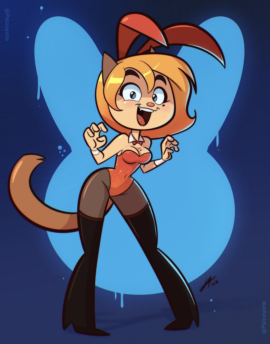 psicoyote's tweet photo. bunny suit day!!! heck yeah! #バニーの日 https://t.co/ja3FkZFfdV
