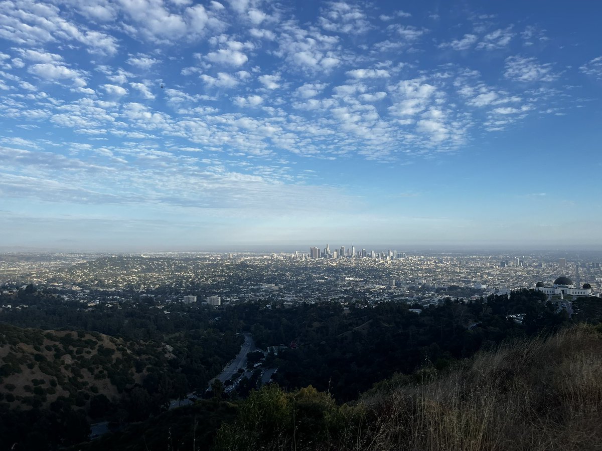 RealtorRogee's tweet photo. I can never get enough of Los Angeles. View from Griffith Park Trails - 8/1/23 https://t.co/MFJQ3xD1H8