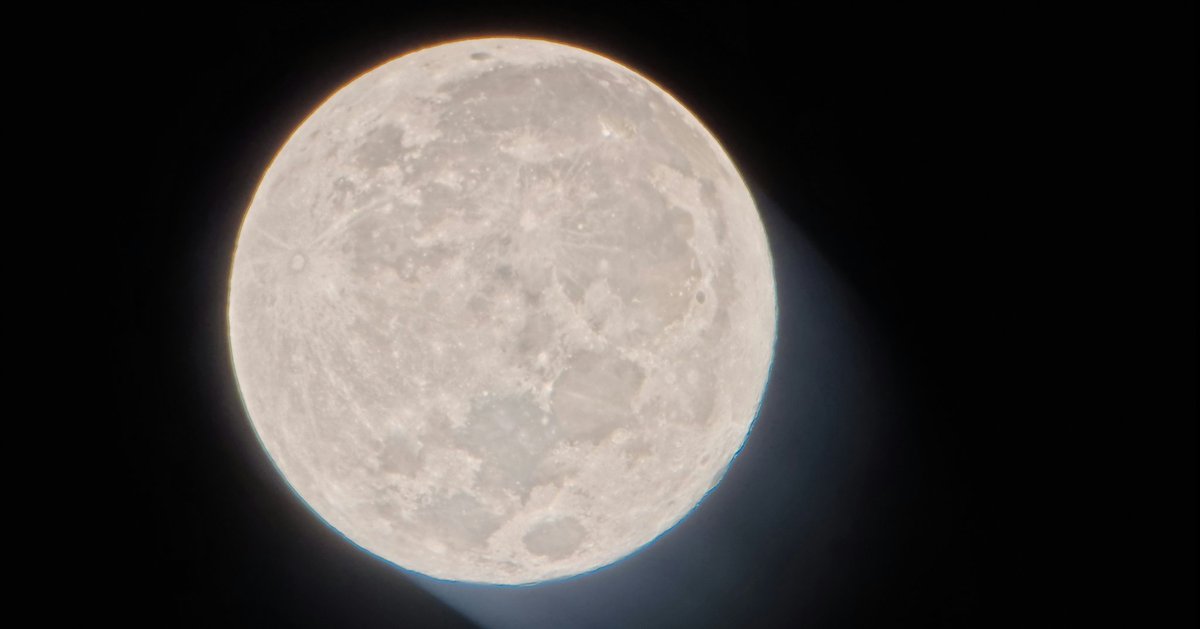 🔴#PuenteAlto| La #luna de Esturión desde Puente Alto.