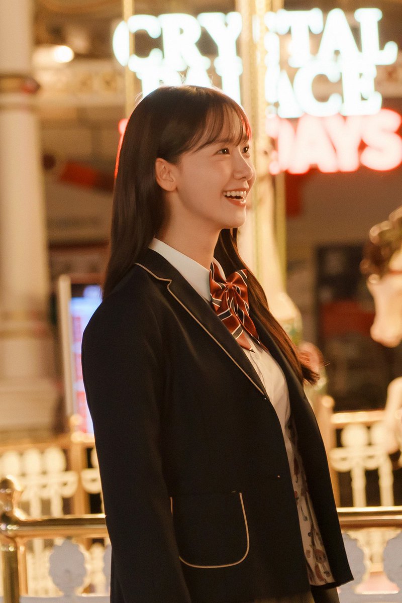 ‘킹더랜드’ 임윤아, ‘사랑’스러움 가득한 놀이공원 비하인드 사진 공개! 상큼 미소+풋풋 분위기
전 세계 인기+높은 화제성! 또 다시 입증한 ‘붙박이 대세’
비주얼도 연기도 ‘원앤온리’ 독보적인 존재감

entertain.naver.com/read?oid=108&a…

#임윤아 #LIMYOONA
#소녀시대 #GirlsGeneration 
#킹더랜드