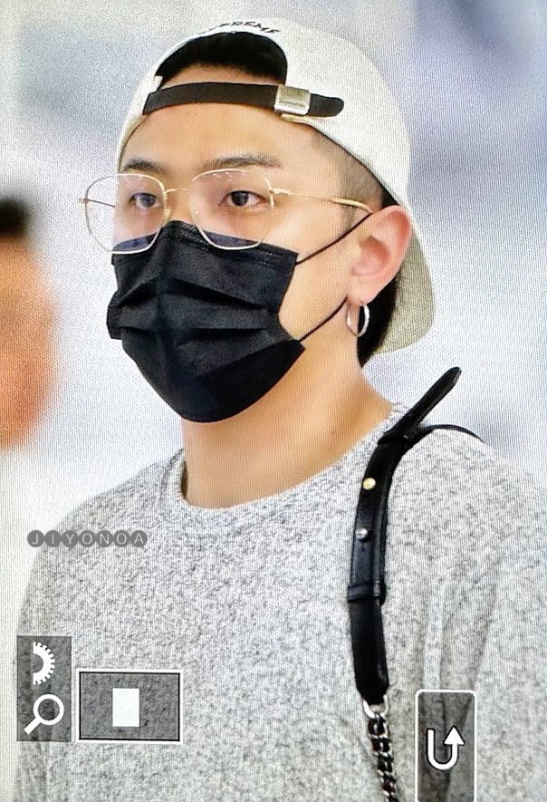 jiyonoa's tweet photo. 230802 HND

✨✨

@D_dong_ii 
#iKON  #donghyuk #DK #아이콘 #ドンヒョク https://t.co/qZHKU6IpZU