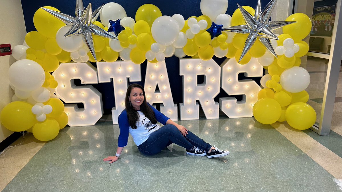 judy_alderete's tweet photo. Our first day back was AMAZING!!! ⭐️ Thank you for all of the goodies @BeaverMST_Stars and @gisdmagnets!  I’m SO excited to start this new school year and make it the best one yet!!! 💙 https://t.co/iUFYMYnTHK