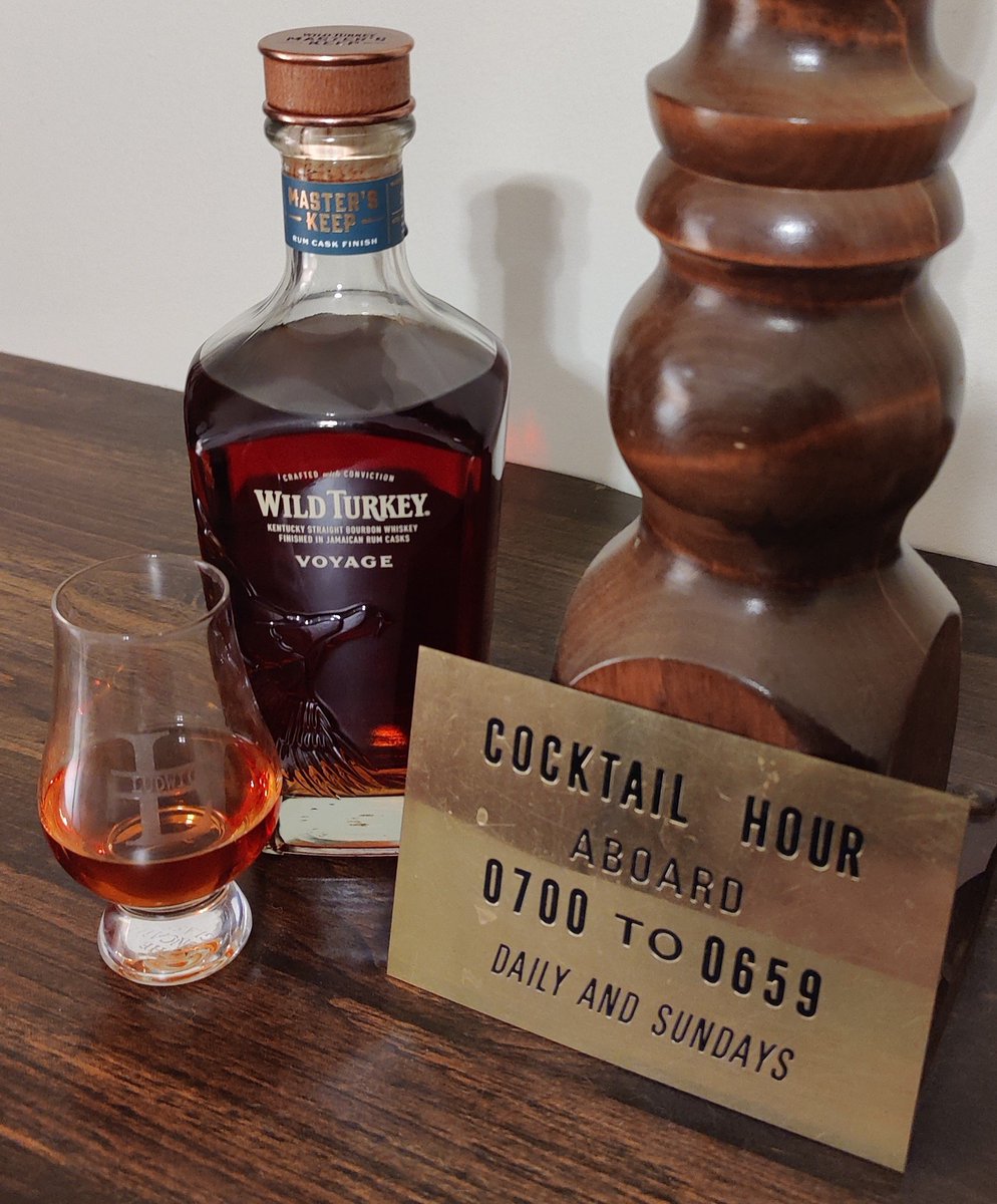 Cakeeater1369's tweet photo. About to cozy myself onto the couch recliner with the pup & give this years @WildTurkey Master's Keep a taste.
@FirebirdBo @RBird101 https://t.co/p63ua38zZv