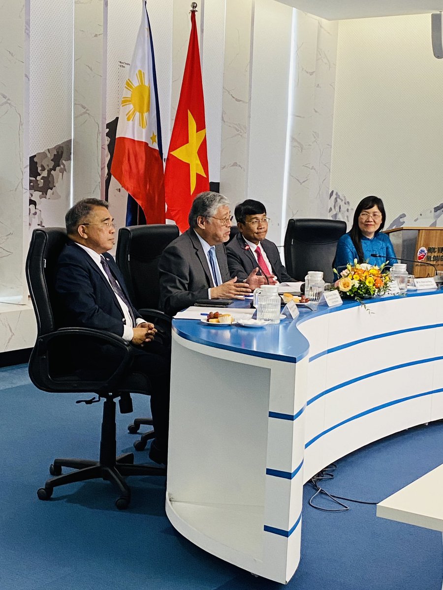 newswatchplusph's tweet photo. JUST IN: Foreign Affairs Secretary Enrique Manalo says President Bongbong Marcos will go to Vietnam for a state visit in January 2024. 

Manalo is now in Hanoi for an official visit and to attend the 10th PH-Viet Nam Joint Commission for Bilateral Cooperation. | @TristanNodalo https://t.co/q2kwnoIqBG