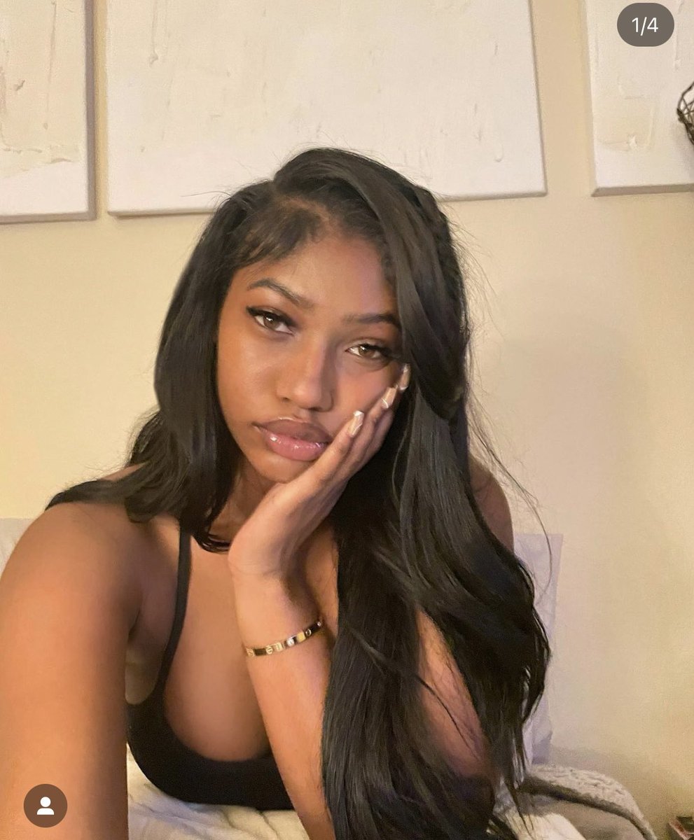 toxicdrake's tweet photo. the bombshell imani is TAKING IT! #LoveIslandUSA https://t.co/tv9X75fPHm
