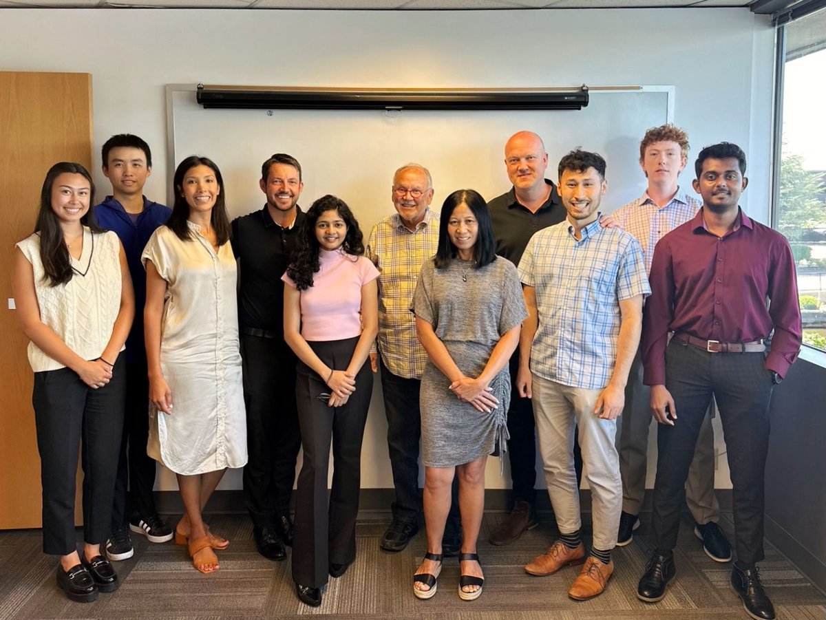 Yesterday, the VREG team had the honor to host Howard Behar at our Bellevue office.  Howard served as the president of Starbucks for 21 years, and much of its success can be attributed to the positive culture he helped instill into the brand.