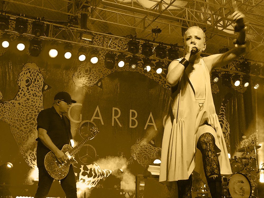 dreampropaganda's tweet photo. Yesterday or on this date (depending where you are on this planet) in 2016 at the Central Park Summerstage NYC - GARBAGE (010816) #livemusicflashback #garbage #garbagedisco #strangelittlebirdstour #SummerStage #Garbageband #ShirleyManson #DukeErikson #SteveMarker #cpfnyc https://t.co/F7hziAMHu3