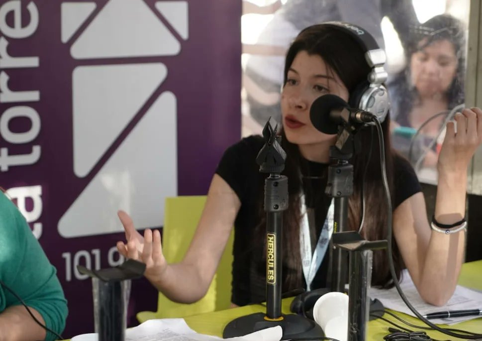 La <a href="/unlaroficial/">UNLaR Oficial</a> es sede del <a href="/REDCOMargentina/">REDCOMArgentina</a> y los medios públicos están presentes, defendiendo la construcción constante de una Universidad y una comunicación democrática ❤️🇦🇷

<a href="/ComSocialLR/">Comunicación UNLaR </a>