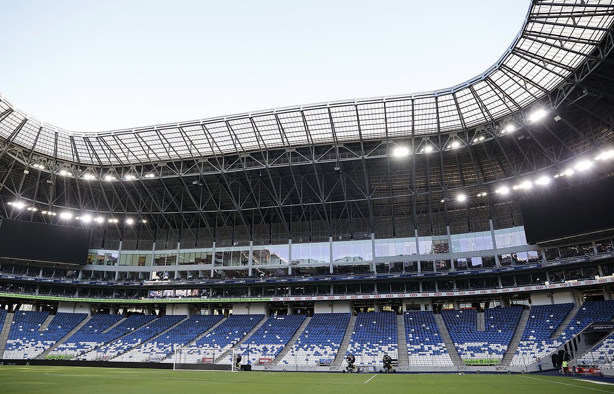 Atleti's tweet photo. ¡Hola, @Rayados! 👋🏼🇲🇽

Tenéis un estadio padrísimo 🔝😎 https://t.co/XzkQXzxNWq