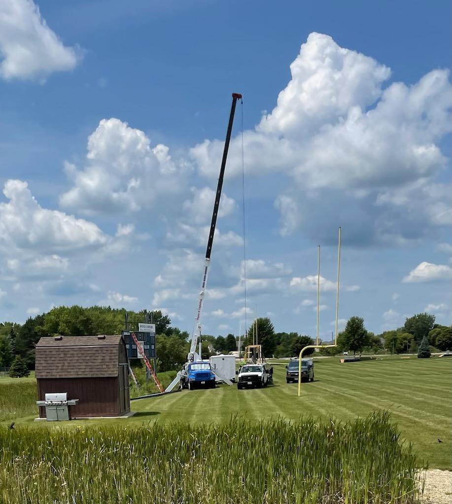 LithJrEagles's tweet photo. The day has finally come. Thanks to all the families that helped raise the money to finally get this scoreboard installed. We canโt wait for the season to start. #jreagles #scoreboard https://t.co/trwhrQKzVn