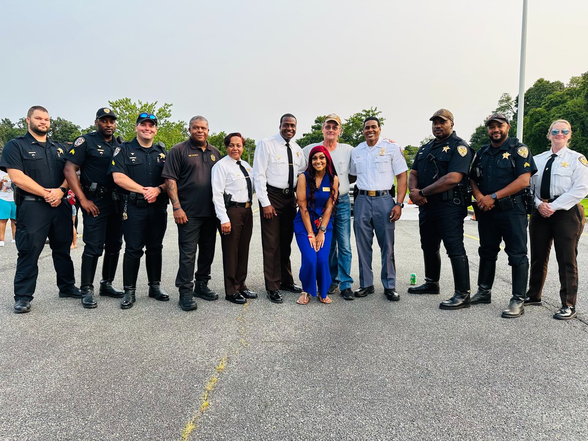 PGSheriff_PIO's tweet photo. Sheriff Carr extends a thank you to Morningside Police and Fire Departments for extending an invitation to the men and women of the Office of the Sheriff for National Night Out 2023. We enjoyed being a part of your community.
#NationalNightOut
#PGSO
#CommunityEngagement https://t.co/kE734VIwLx