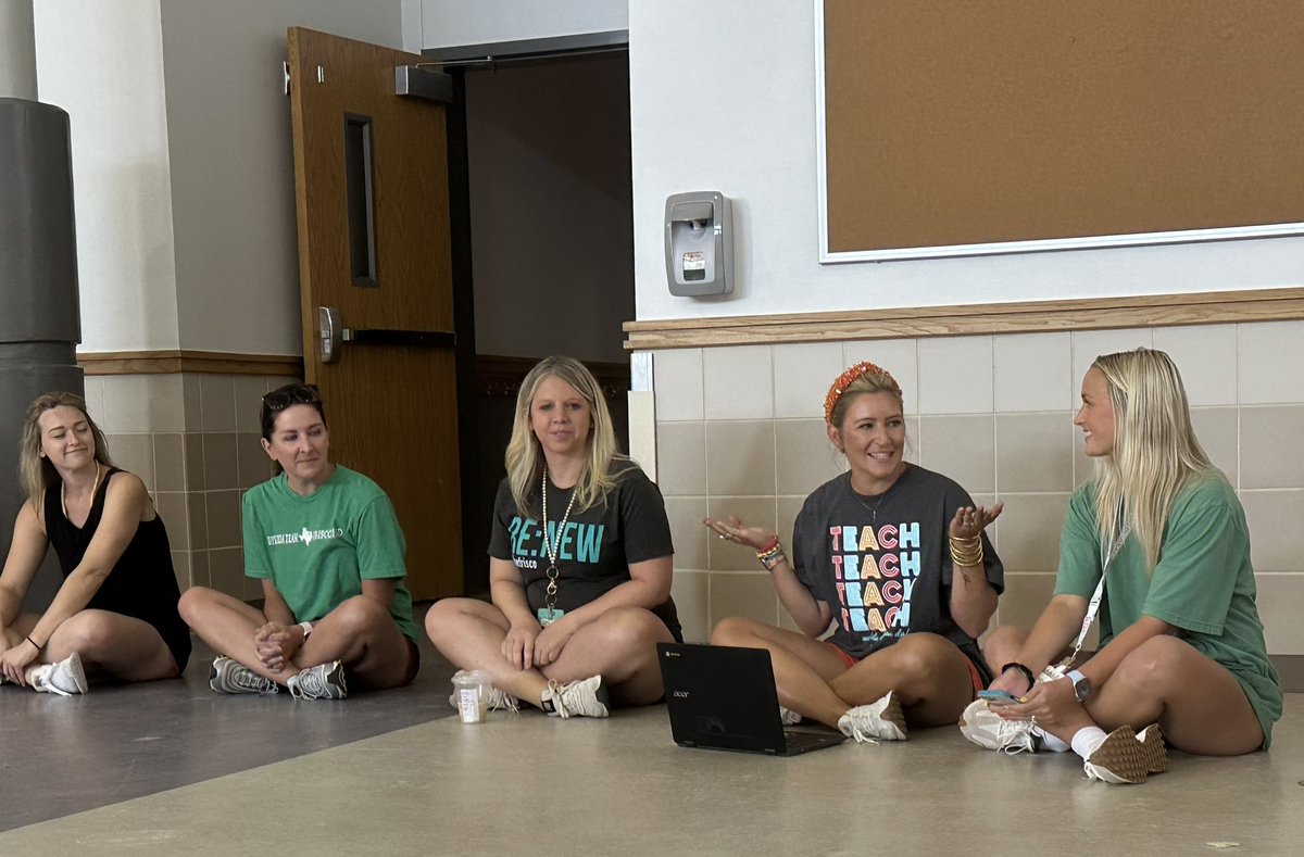 CarrieDellinger tweet media