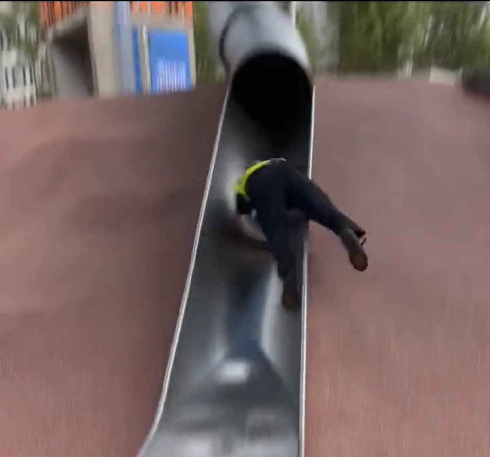 B.W. Carlin tweet media