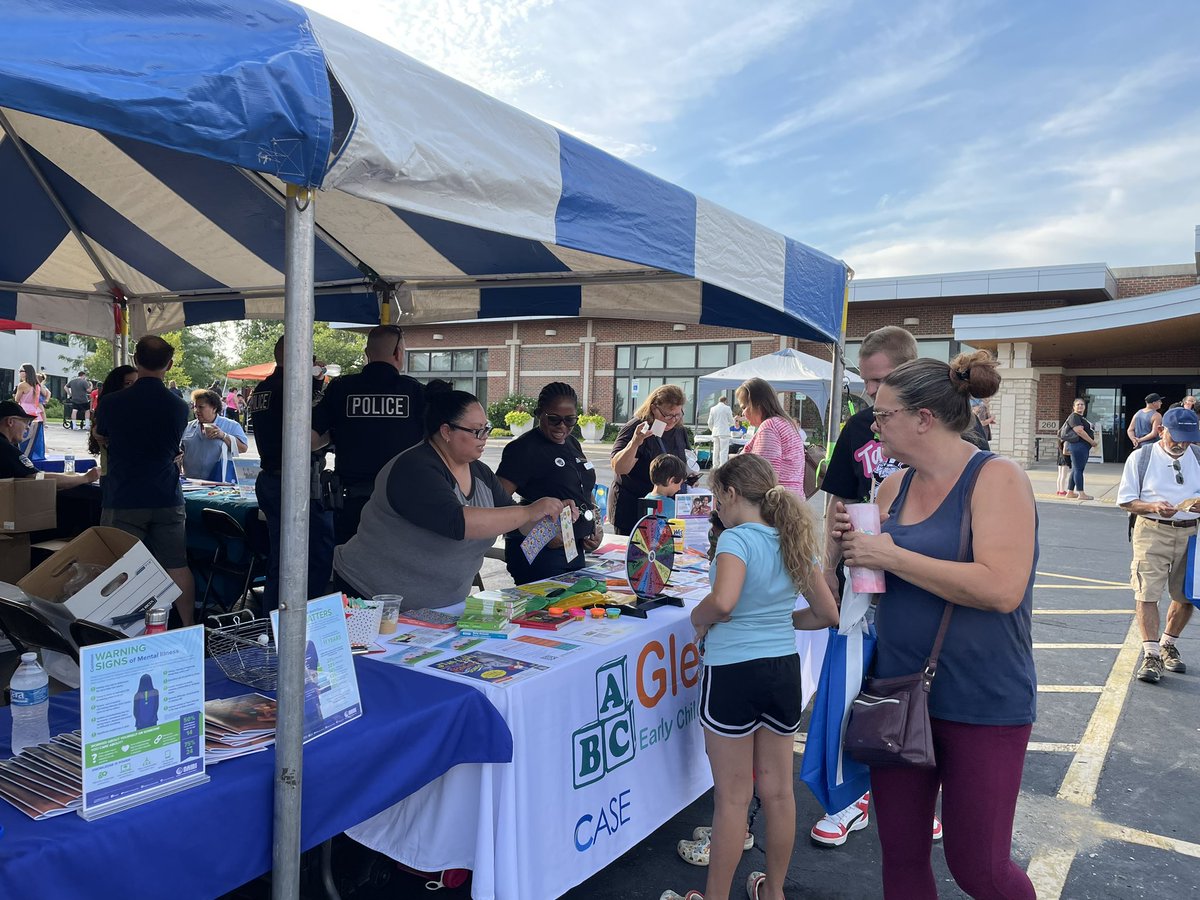 JeanineLWoltman's tweet photo. We had a great night meeting families at National Night Out!  Thank you @GHPoliceDept for hosting such a great event!  @GlenbardECC #CASEeffect https://t.co/YOiV74aUc2