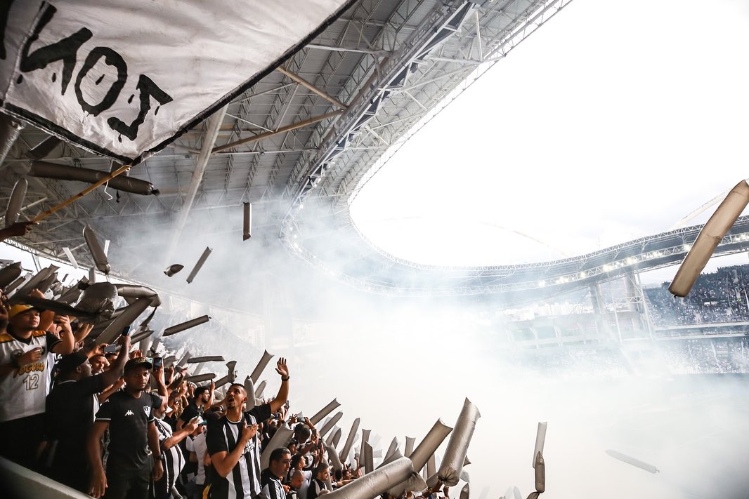 ritmodetorcida's tweet photo. Arquibancada da TJB no jogo do último domingo, entre Botafogo x Coritiba. https://t.co/F86kTnyPnr