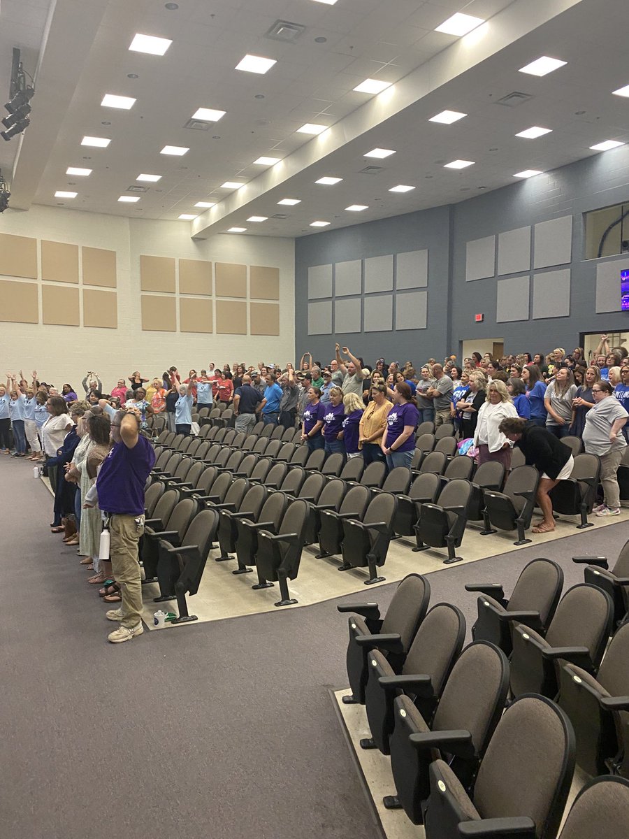 MrOpportunityCH's tweet image. The first day with the entire district.  “Encourage, Empower, Enhance”. Our district is ready for an amazing year.  #FCStrong