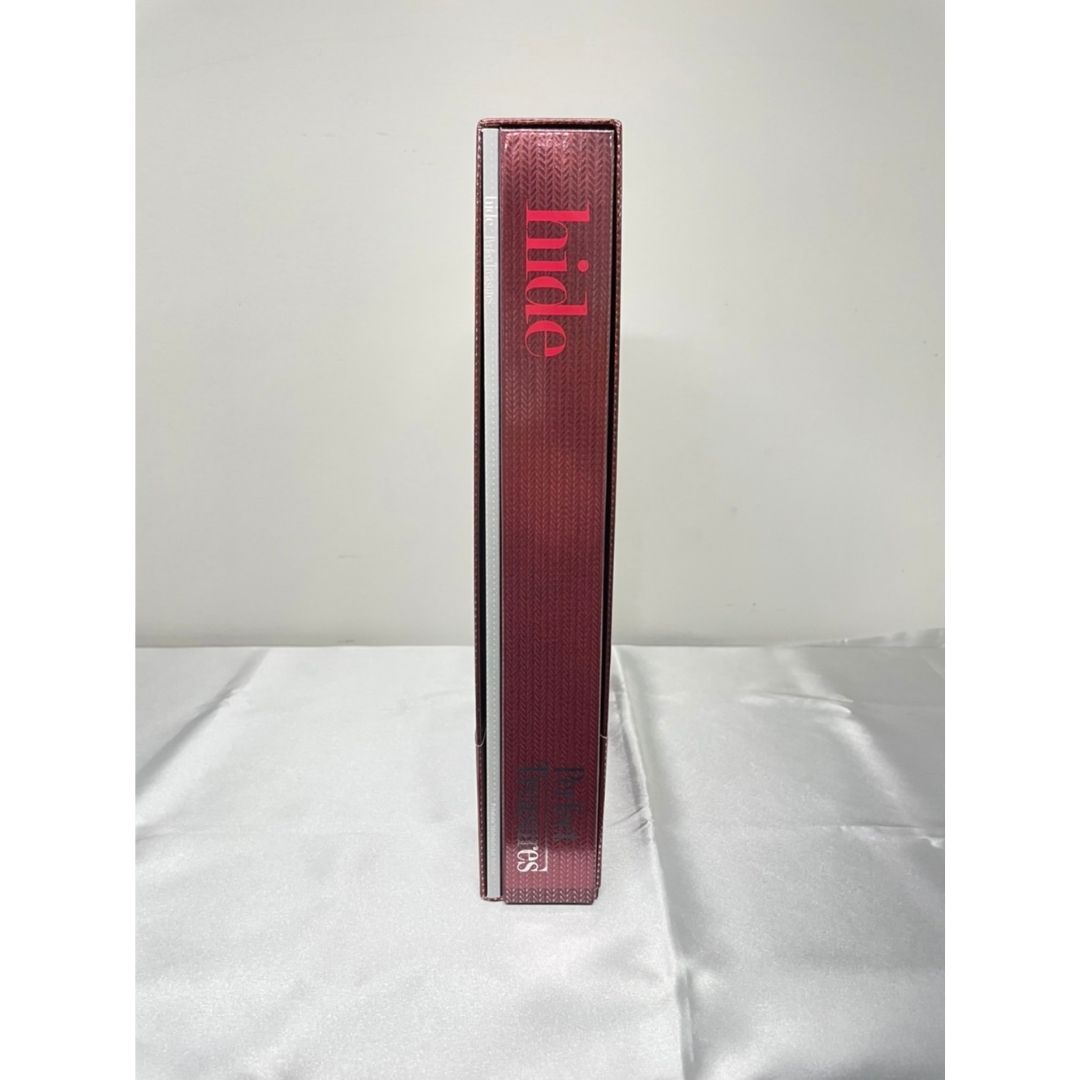 CSi_2021's tweet photo. ／
#hide トレジャーブック好評発売中！
＼

約２年かけて丁寧に制作された一冊。
hideのファンにも、これからhideを知る人にも読んでもらいたい、hideを愛する人たちの思いから作られた本です。

購入はこちら🔽
https://t.co/dU89kvgJPX
Instagram📸
https://t.co/nPA7ED8jdu
#HIDE #XJAPAN https://t.co/MLGQADCLfq