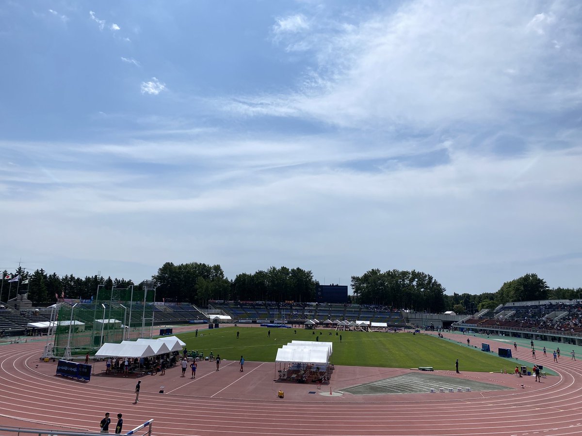 rikumaga's tweet photo. 本日より、厚別公園陸上競技場にて、 #北海道インターハイ がスタートしました。

速報は下記よりご覧いただけます。
https://t.co/MOcYGBUVlN https://t.co/Doe5u5YfXS