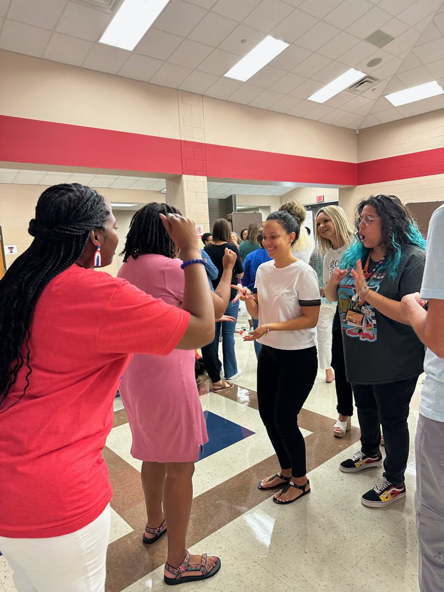 Tabitha Richardson tweet media