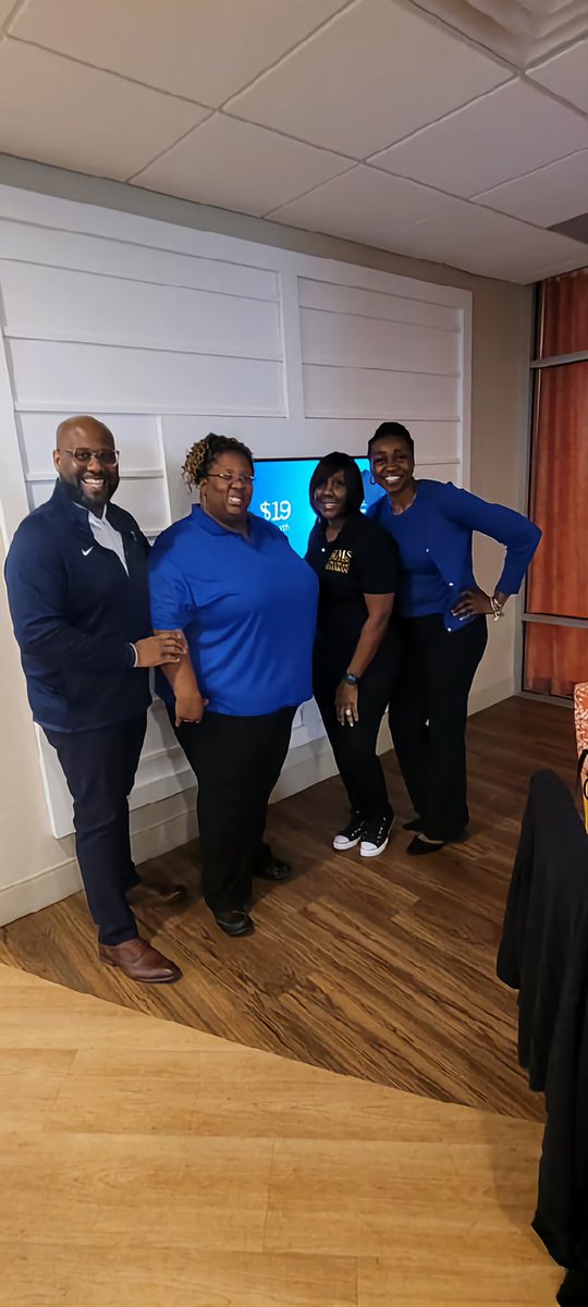 Learning and growing with some Amazing leaders #NNPS <a href="/Figgster2/">Figgster</a>