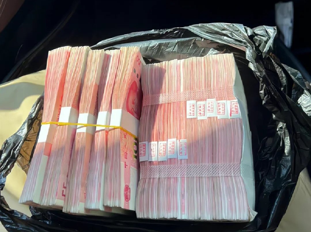 BiddleCecilla's tweet photo. 干你心中最理想的事业。

U项目   日进1万—5万 资产转移海外  安全稳定  小白可教  联系方式 飞机✈️  @zz1211888 https://t.co/cIbcz4VDsi
