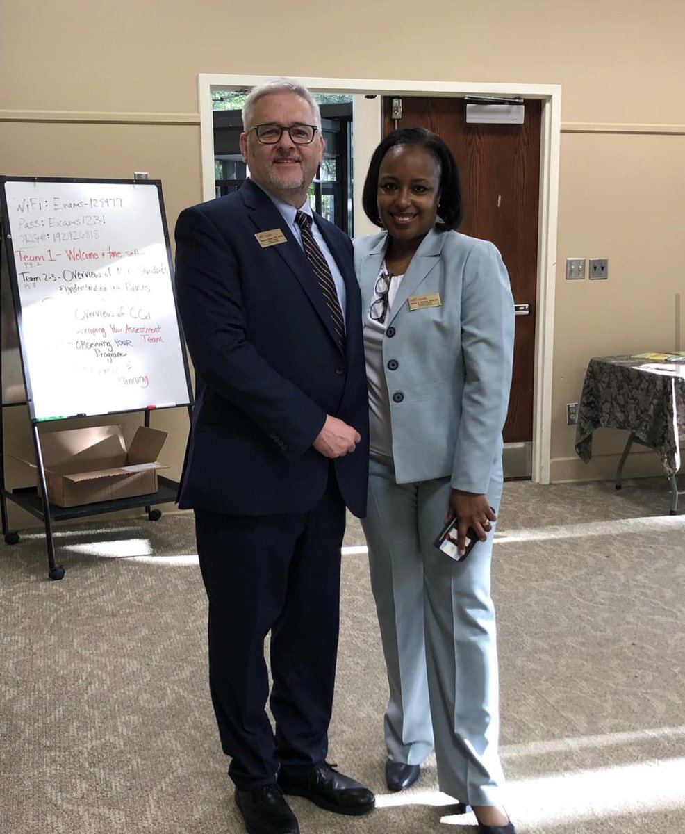 DwayneHooks's tweet photo. Welcome to the Fall 2023 nursing (BSN) student cohort!  Today was the first day of our reimagined 3-day orientation boot camp!  Thanks to our dedicated faculty and staff team who organized such a great program.  Clayton State University #nursingstudents #success #nclexprep https://t.co/BT2ouziIOC