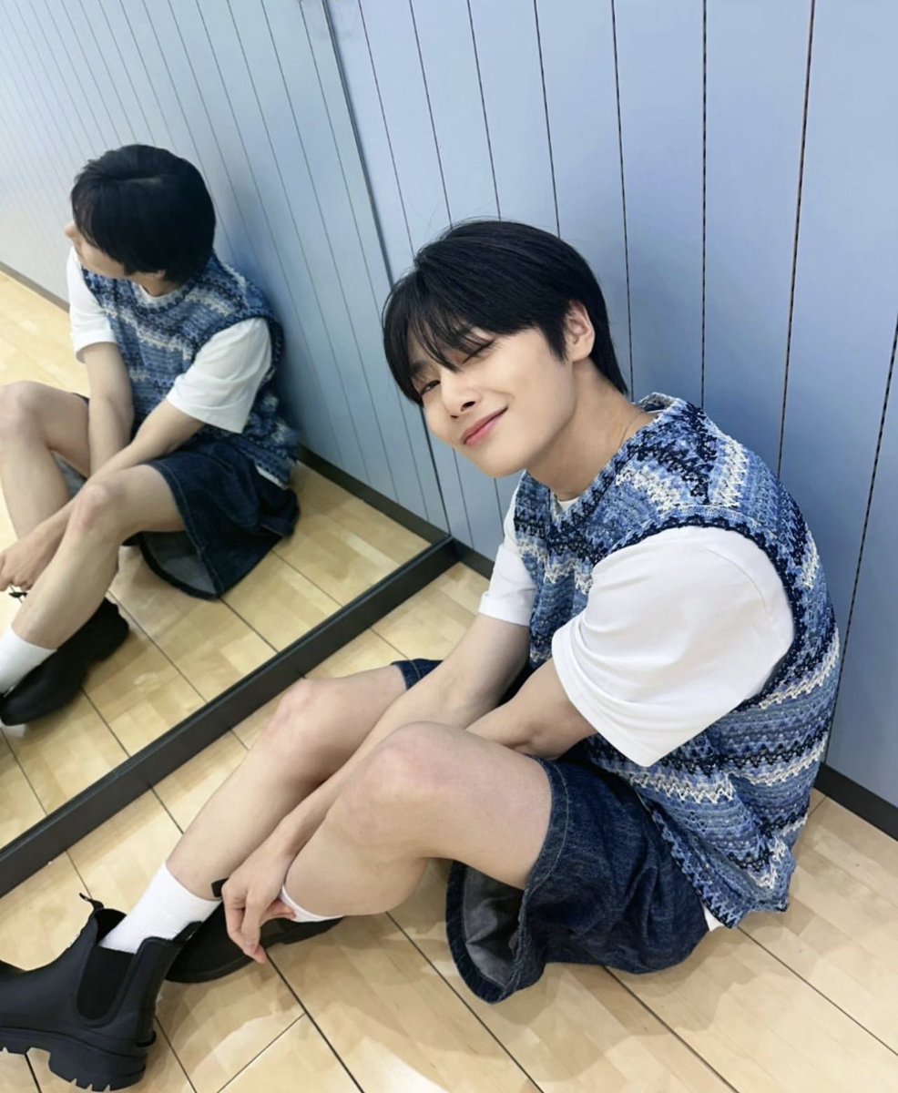dailyinnieluv's tweet photo. instagram update https://t.co/nV2OjvkuDA