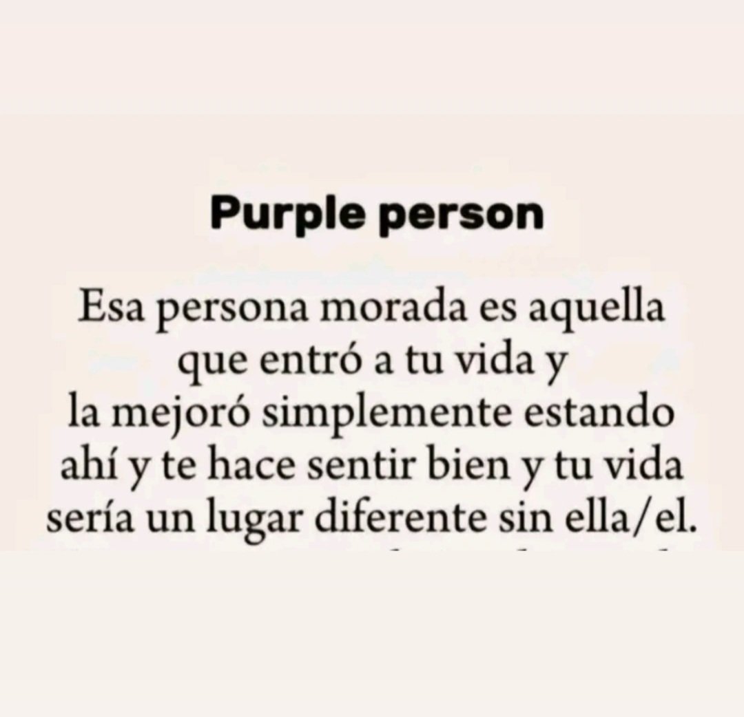 Marialuz06's tweet photo. My purple person ❤️ @agoooossssss te quiero amigaa! https://t.co/YWotZgDMtq