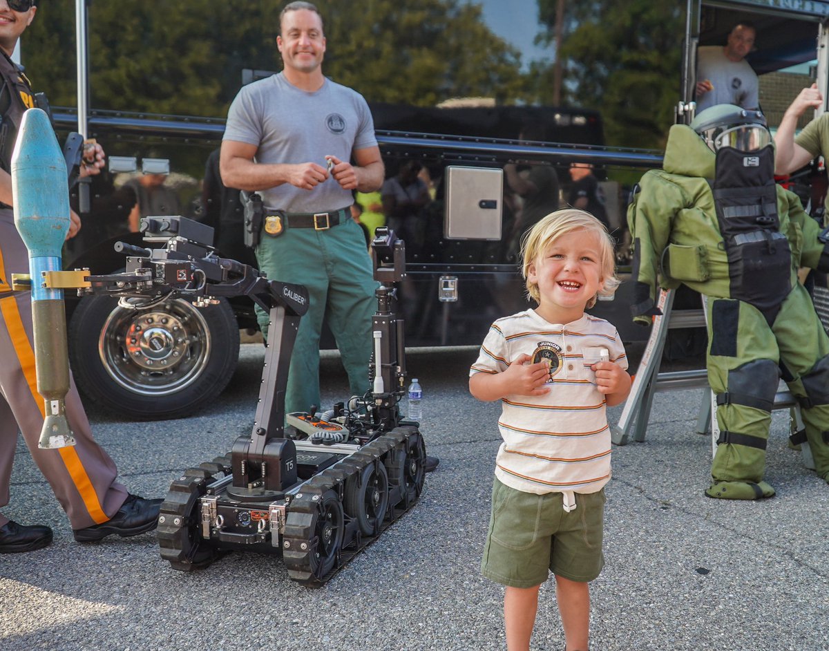 NCCPD_DE's tweet photo. This evening the New Castle County Division of Police Community Services Unit hosted National Night Out 2023. Thank you to everyone who came out, it was a huge success!

Stay informed on all upcoming events by following our Facebook, Instagram and Twitter! https://t.co/ok4vlbzjU0