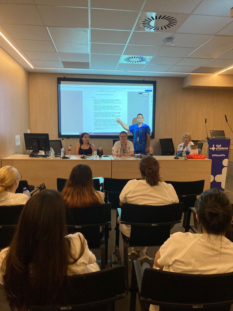 ccoovhebron1's tweet photo. @CCOOsanitat @ccoocatalunya 
Avui delegats de CCOO hem fet una reunió per al torn de nit informativa per explicar les propostes retributives de part de l'ICS i la contra-proposta de CCOO. https://t.co/Iew1bM52kQ