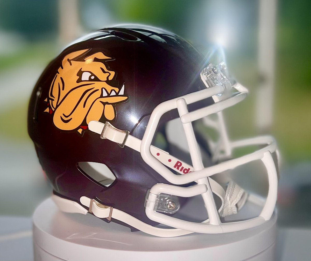UMDBulldogs's tweet photo. Hey #BulldogCountry, @UMD_Football will be holding its annual Military Appreciation game on 9/16. Want to have a commemorative replica mini-helmet the team will be wearing that day? 

Head to https://t.co/HD8c7MIwYC to purchase yours today! Sale runs through 9/1. https://t.co/kvhI0vtwLM