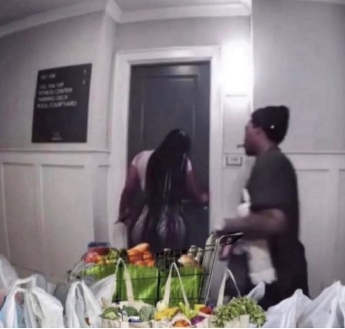 Don&rsquo;t front on lil Meech https://t.co/gDR5gU1mGv