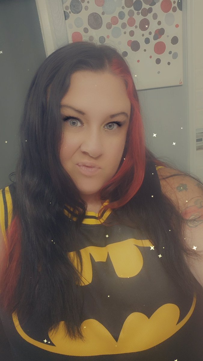 KatieLaydee87's tweet photo. New hair new month new vibes ✨️ 😌 2yrs clean and Killin it at this thing called life https://t.co/CoSco9lLKB