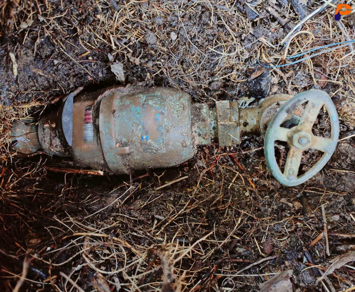 plumbisimo's tweet image. Don't let a leak turn into a flood!

At Plumbisimo, we're your water woes warriors, putting an end to pesky leaks and breathing new life into your kitchen with top-tier tap replacements.

Visit: plumbisimo.co.uk

#plumbisimo #nomoreleaks #kitchenrevamp #warringtonplumbers