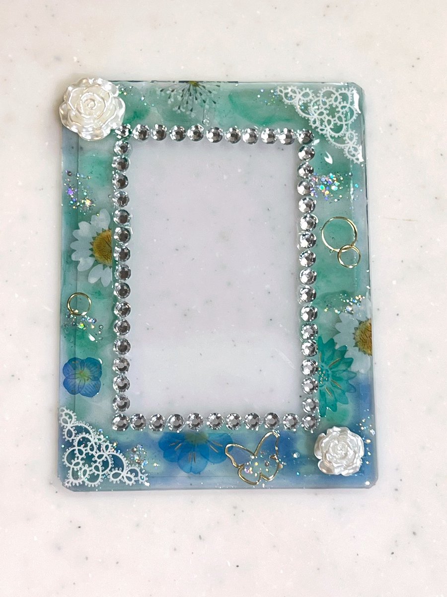 つきの 츠키️ tweet media