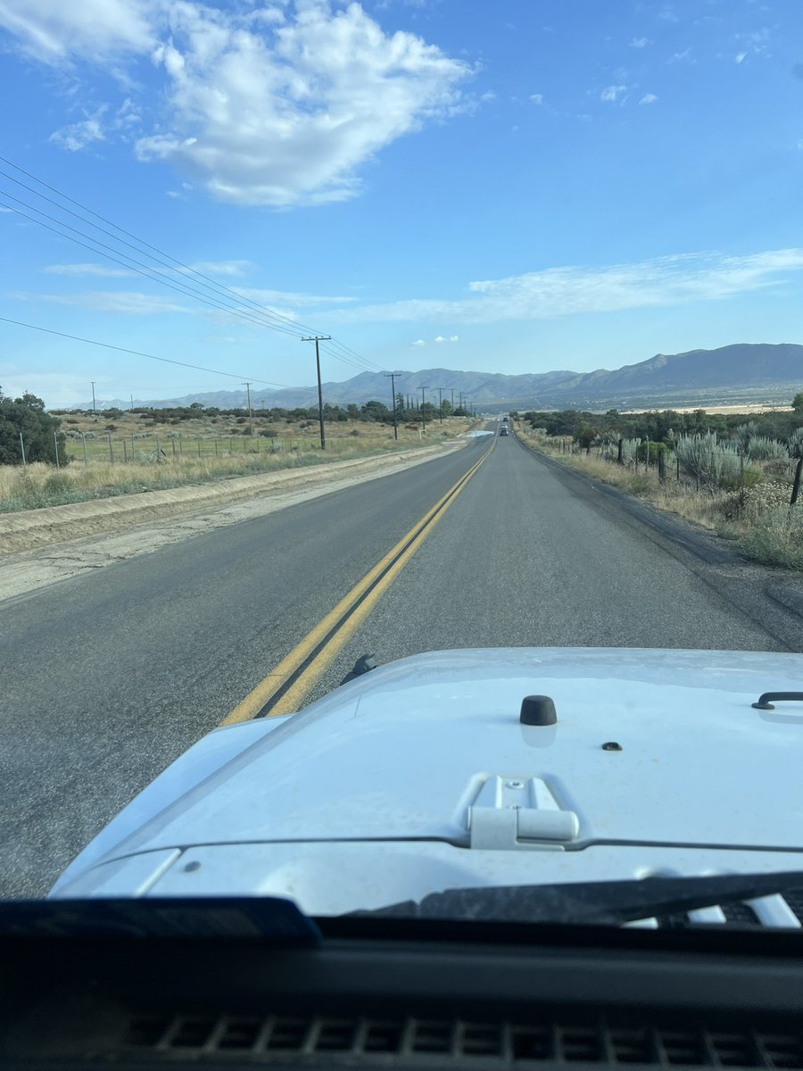PhotosByChrys's tweet photo. So glad we got to come home today! Thank you and GodBless all the firefighters and Police officers for all they did #Bonnyfire #AnzaCa https://t.co/1RK76cdsan