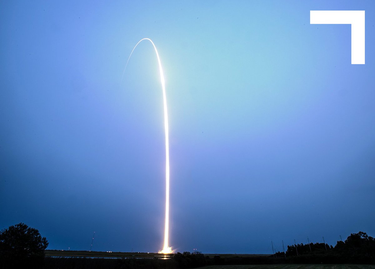 northropgrumman's tweet photo. Our #Antares rocket carrying the #NG19 S.S. Laurel Clark successfully launched from @NASA_Wallops at 8:31 pm ET this evening! 

Special deliveries 200+ miles up. 

That’s #DefiningPossible 🚀 

#Resupply #Cygnus https://t.co/UTRYYxJXmX