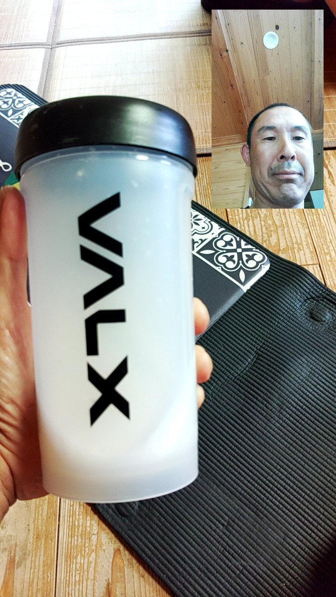 naokimukaigawa's tweet photo. 今日は筋トレ💪&amp;ローラー１h🚴。
練習後はPちゃん🍺
ライチヨーグルト味にハマってる✌️
#VALX
#プロテイン
#ライチヨーグルト
#リカバリー
#XPLOVA 
#スマートトレーナー 
#NOZAV 
@VC_FUKUOKA https://t.co/PYkQr904ca