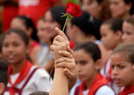 ujcssp's tweet photo. Somos una organización que grita futuro. Nosotros atesoramos a lo mejor de los pinos nuevos cubanos y les alumbramos el camino de la justicia. En ellos va toda nuestra esperanza.
#UnaMejorJuventud https://t.co/9Li8EoIL2n