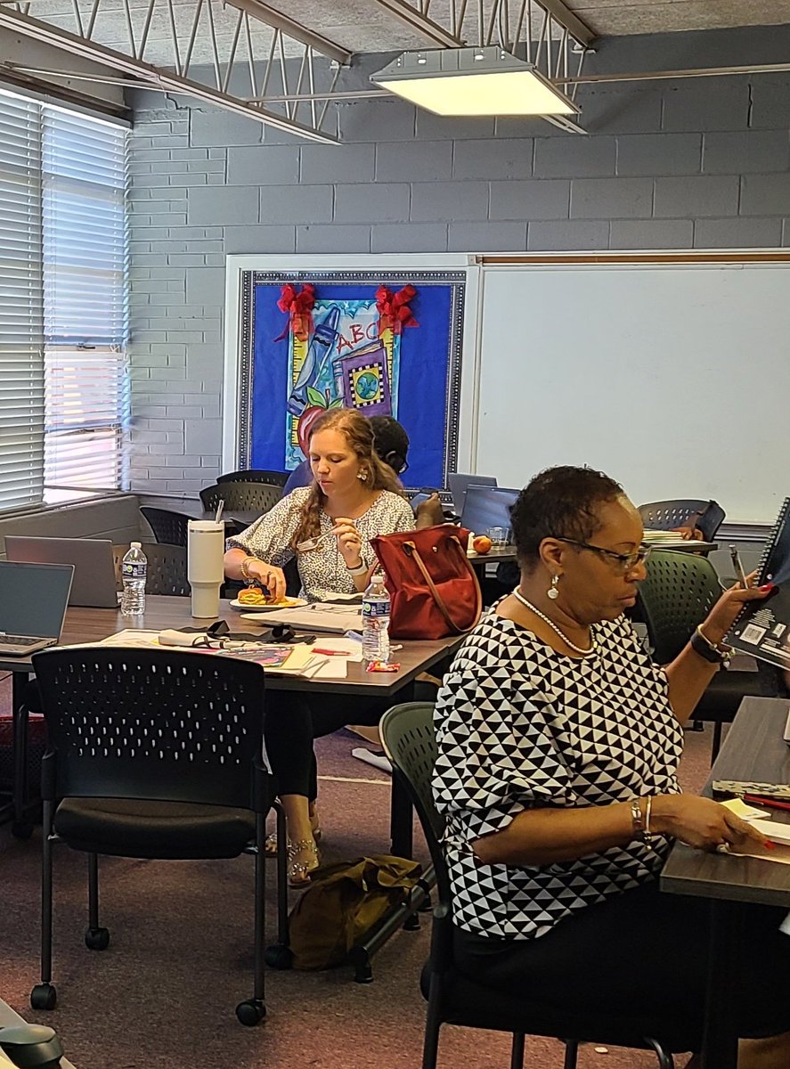 C54Young's tweet photo. Who was helping the newest teachers in Butler County? Well, that would be our ARI Reading Specialist, OMI Math Coaches, and the best Curriculum Director in the South, Mrs. Donna Ash. #BCSS #newteachers #ARI #OMI @BCSSCurriculum @Alabama_Reading @AlabamaAchieves @butlercountyss https://t.co/Vr3OpXtA7f