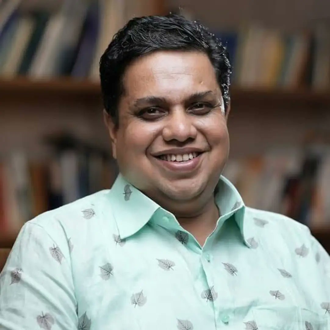 poputchikindia's tweet photo. Article 51 A(h):  It shall be the duty of every citizen of India to develop scientific temper, humanism and the spirit of inquiry and reform.

Solidarity with Shamseer. ✊🏽 https://t.co/Ee856b7lYI