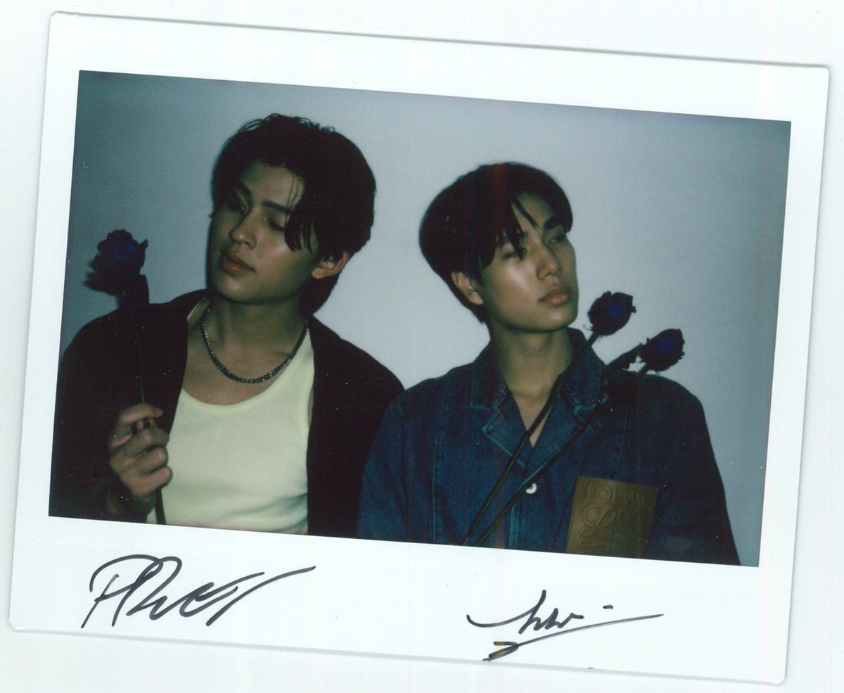 タイドラマガイドD vol.6 発売中／ 【PRESENT】 #PondPhuwin のサイン