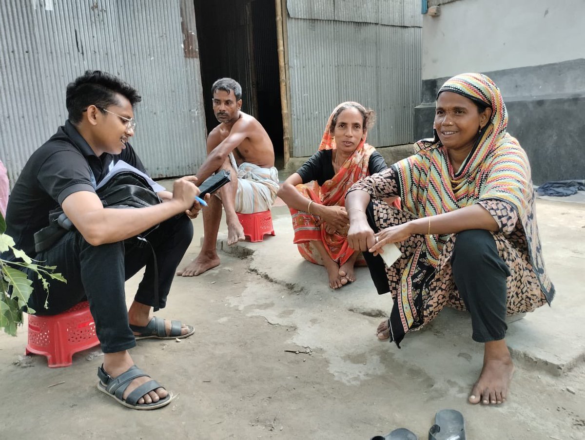 AdritaRahman's tweet photo. @ARISEHub @BRACJPGSPH team and #data enumerators in Rangpur for #survey

#HappeningNow https://t.co/k8DstmWSWH