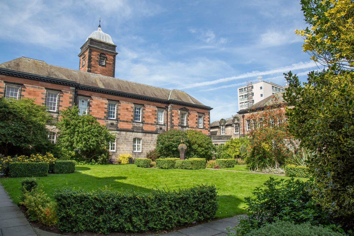The University of Dundee’s School of Business has joined the world’s elite after attaining accreditation from the sector’s longest-serving body.

Read the full story here: buff.ly/3KnOVG4