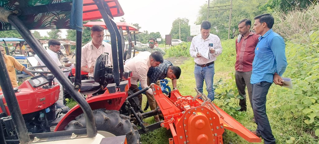 આજ રોજ ગામ-ધર્મજ,તા-છોટાઉદેપુર ખાતે ટ્રેકટર તેમજ અન્ય સાધનનો એસેટ વેરીફીકેશન કેમ્પ કર્યો.. જેમાં માન. જિ.ખે. અધિકારીશ્રી,તા.અ.અધિકારીશ્રી,વિસ્તરણ અધિકારીશ્રી એ હાજરી આપી.. @8pAVdRU0G0XMiPy
<a href="/DISTRICTAG71569/">DAOChhotaudepur</a>
<a href="/DDOCUdepur/">DDO Chhotaudepur</a> 
<a href="/collectorcu/">Collector Chhotaudepur</a> 
<a href="/RaghavjiPatel/">Raghavji Patel</a> 
<a href="/GujAgriDept/">Gujarat Agriculture, Farmer Welfare & Co-op. Dept.</a>
<a href="/CMOGuj/">CMO Gujarat</a>
<a href="/PMOIndia/">PMO India</a>