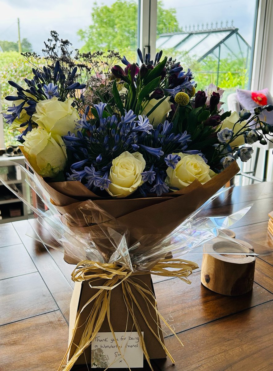 What a beautiful, lovely Wednesday surprise. <a href="/SuButcher/">Su Butcher 💚</a>.x