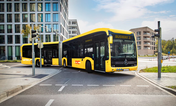 On sait à quoi vont ressembler les #busways liégeois. @LeTEC_Wallonie a fait son choix pour les bus à haut niveau de service rtc.be/article/info/d… #mobilité #Liège #bus #tram